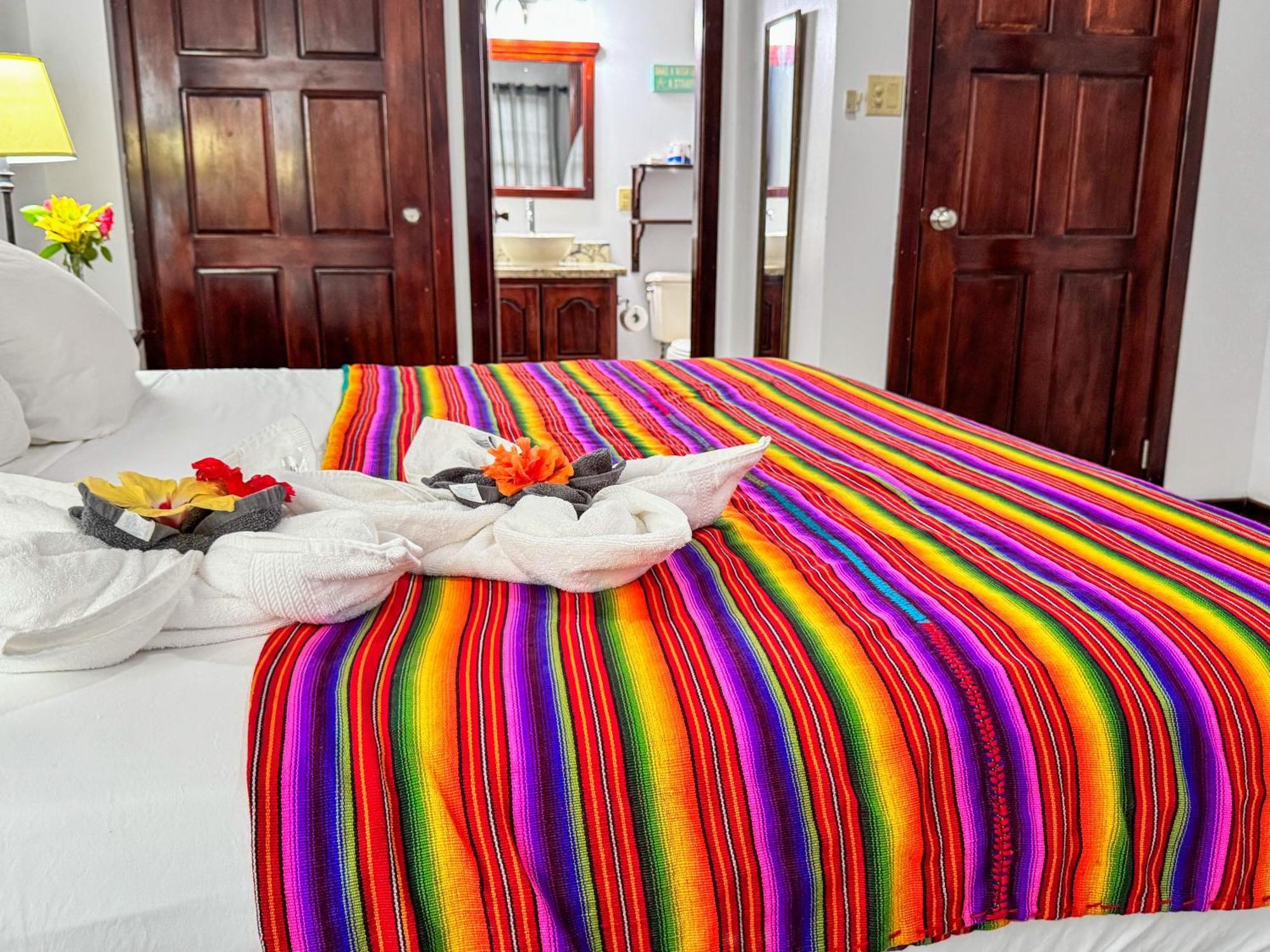 Caribbean Shores Belize Hopkins Luaran gambar