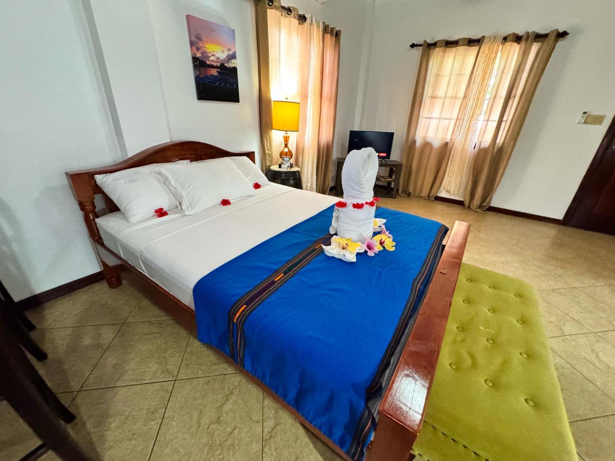 Caribbean Shores Belize Hopkins Luaran gambar