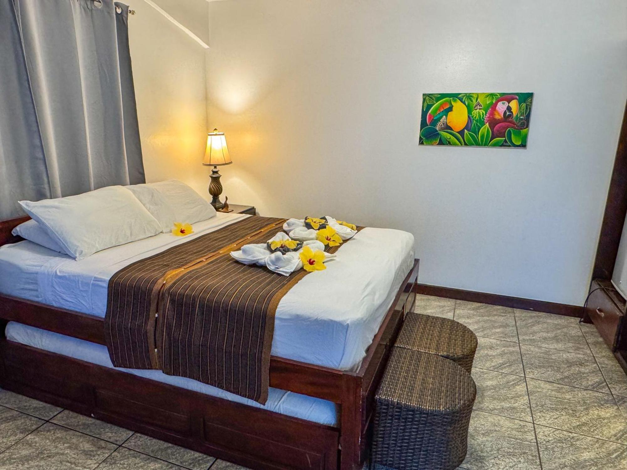 Caribbean Shores Belize Hopkins Luaran gambar