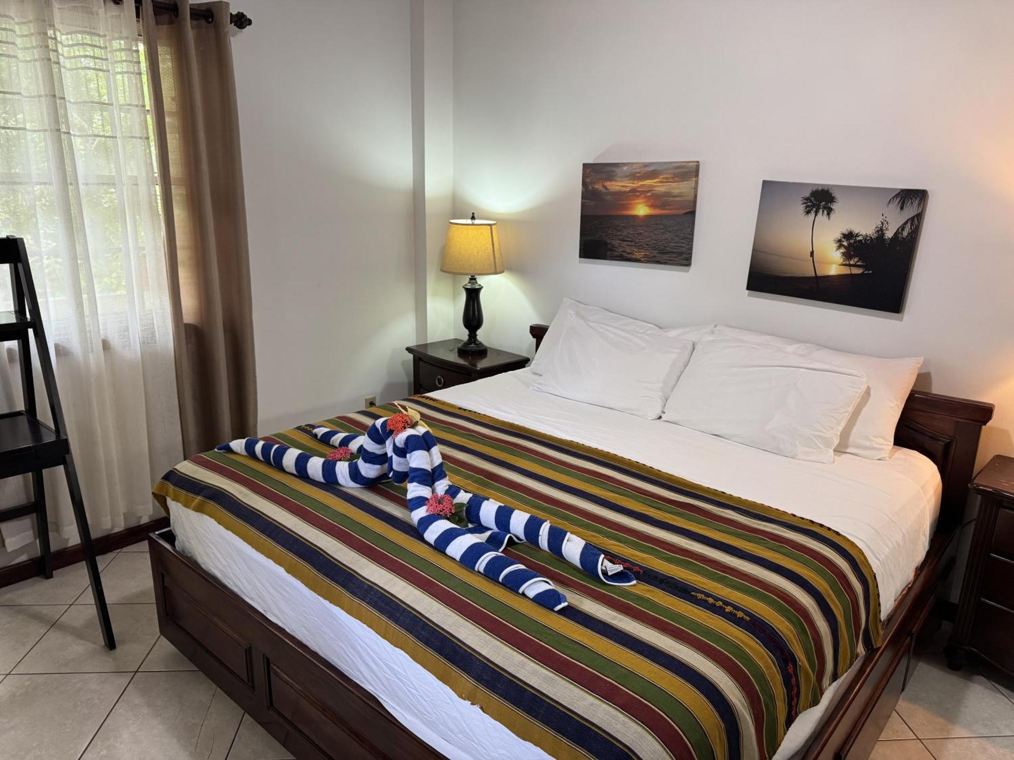 Caribbean Shores Belize Hopkins Luaran gambar