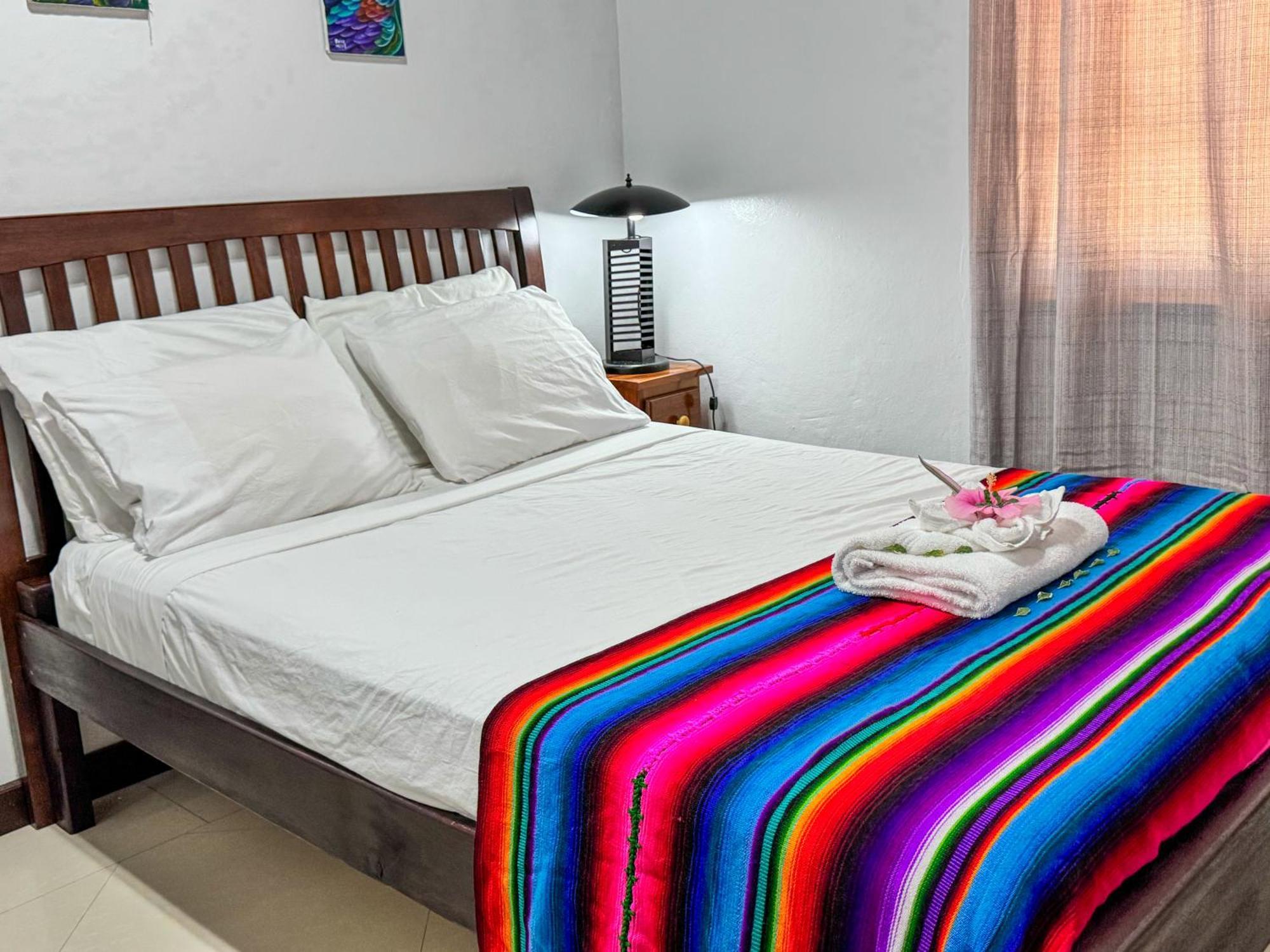 Caribbean Shores Belize Hopkins Luaran gambar